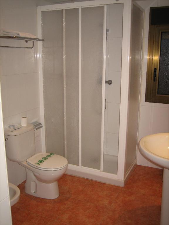 Hotel Chane La Puebla De Alfinden Zimmer foto