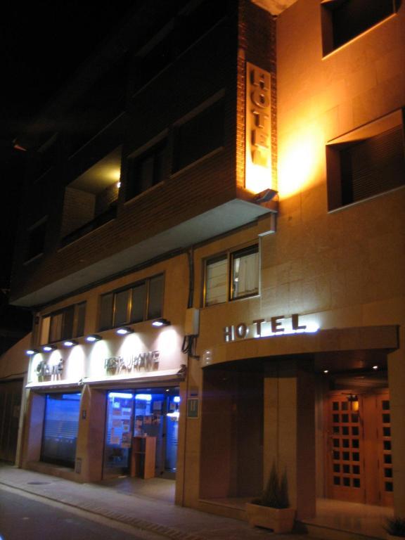 Hotel Chane La Puebla De Alfinden Exterior foto